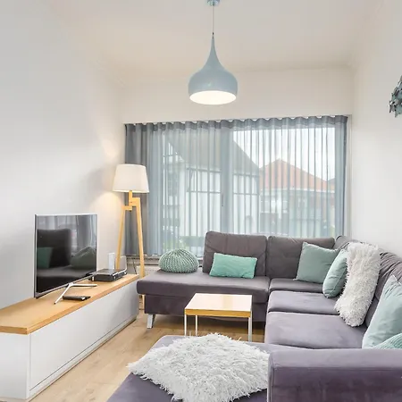 By The Sea, Cleaning Included Holiday home